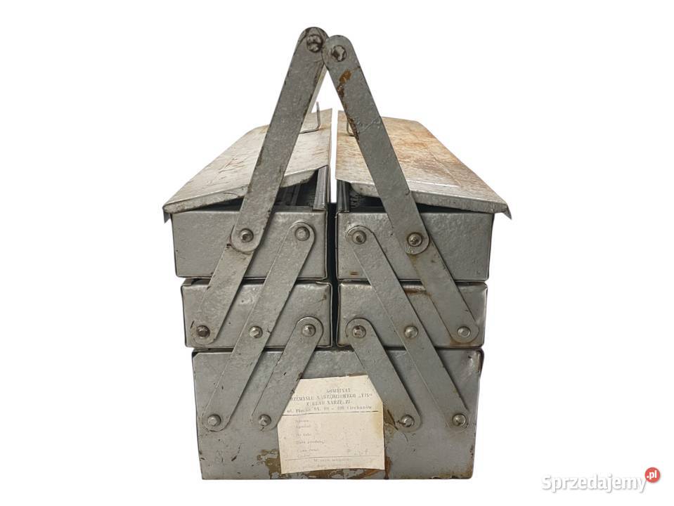 Stara metalowa skrzynka na narzędzia Pozostałe Pozostałe małopolskie
