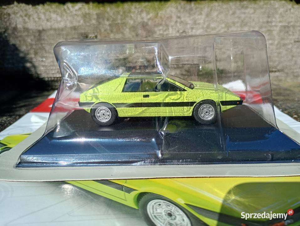FSO 1300 COUPE Legendy FSO deagostini model 143