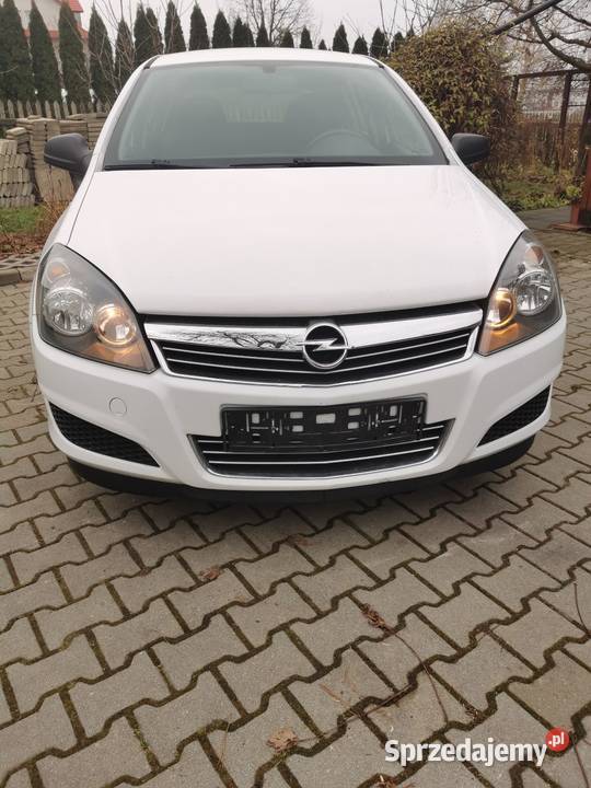 Opel Astra H 14 benzyna Starachowice sprzedam