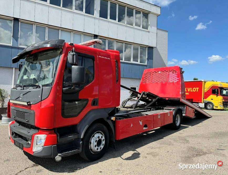 Auto laweta holownik plyta Zsuwana Oklar Volvo Warszawa