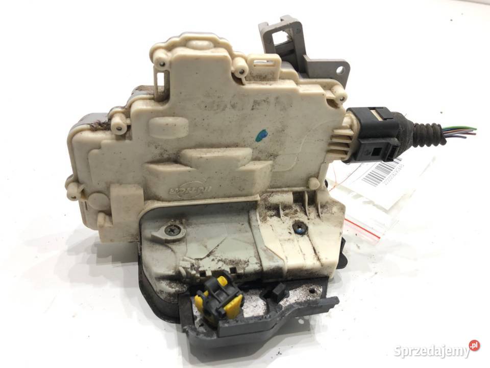 ZAMEK DRZWI PRAWY TYŁ AUDI A6 C6 Kombi 0411