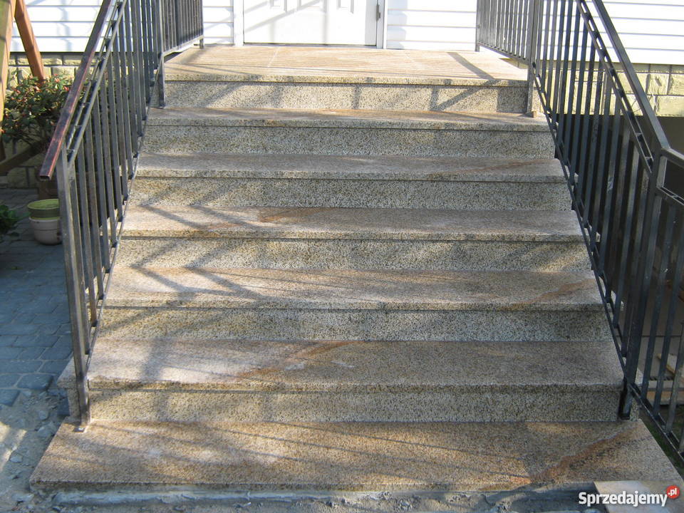 Schody wewnętrzne i zewnętrzne z kamienia lubelskie Lublin