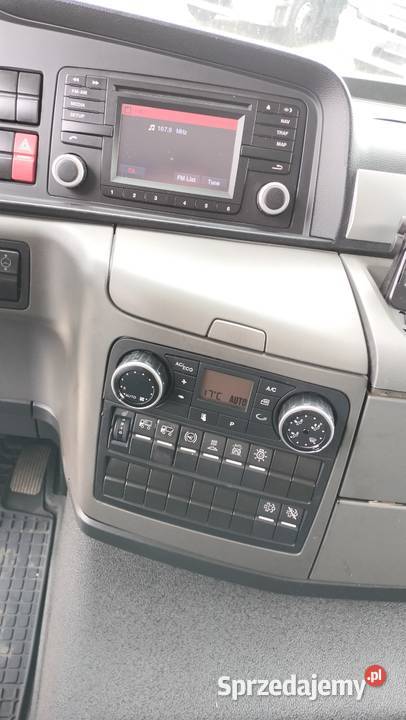 MAN TGL 12220 4x2 EURO6 KONTENER IZOTERMA WINDA Częstochowa sprzedam