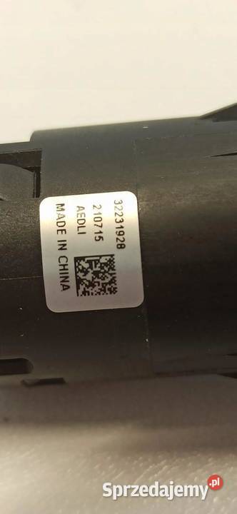 VOLVO V60 CC GNIAZDO PORT USB 32231928