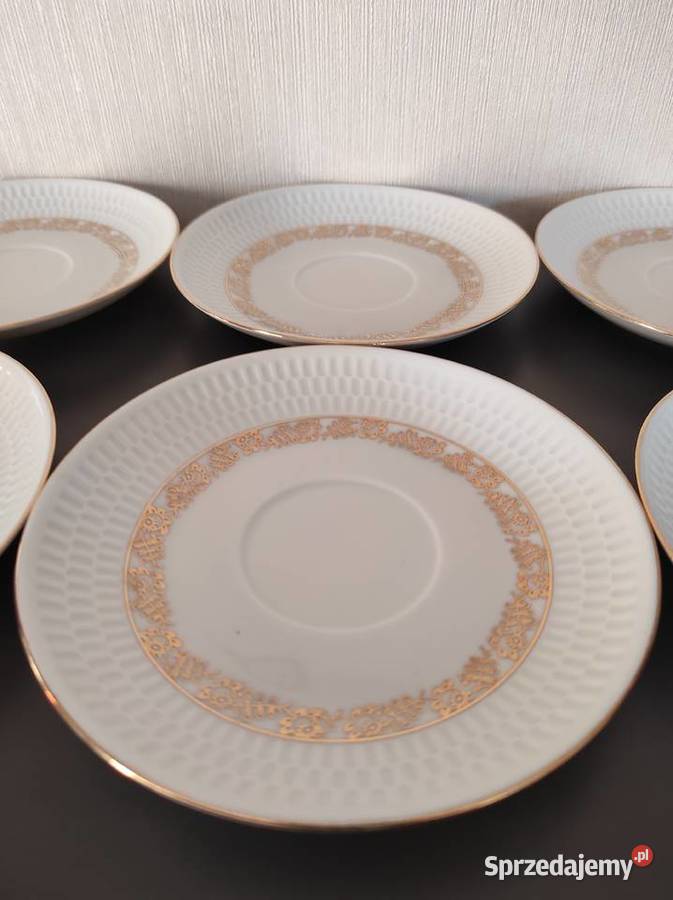 Talerzyki spodki porcelana Chodzież fason Karol Warpechy Stare sprzedam