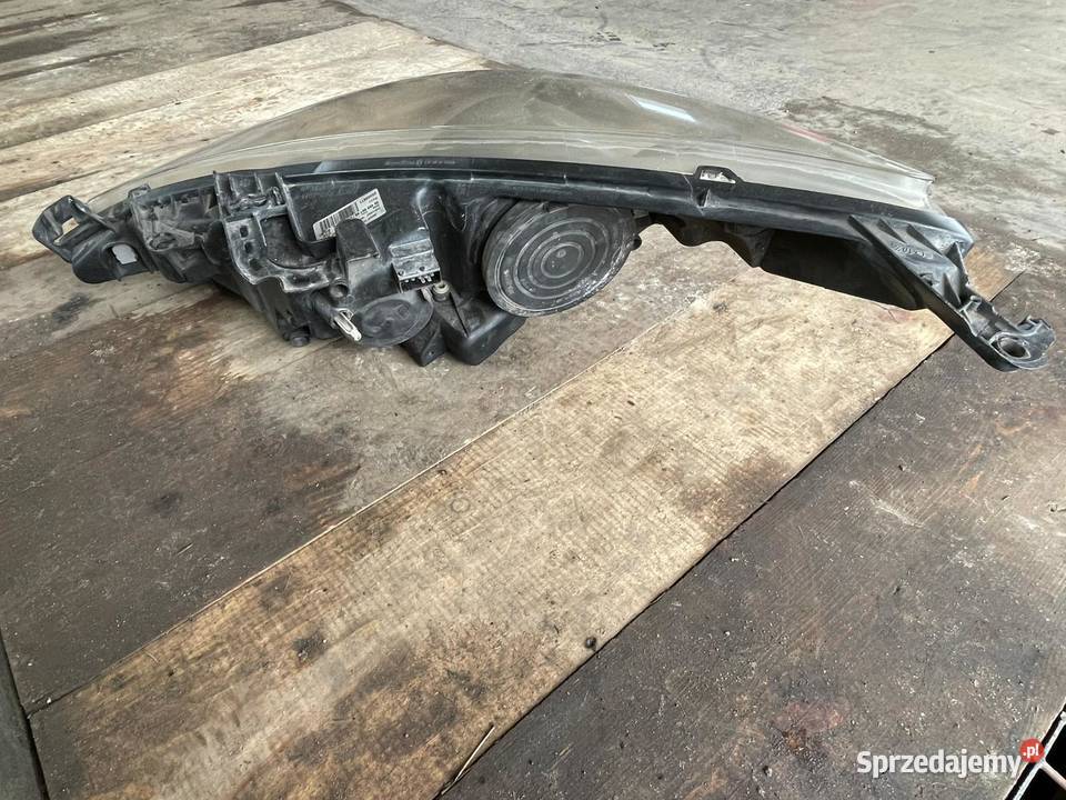 Lampa przód prawa peugeot 207207sw osobowe Gorzów Śląski