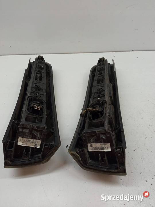 LAMPA TYŁ KOMPLET 13196002 13196001 Opel Meriva