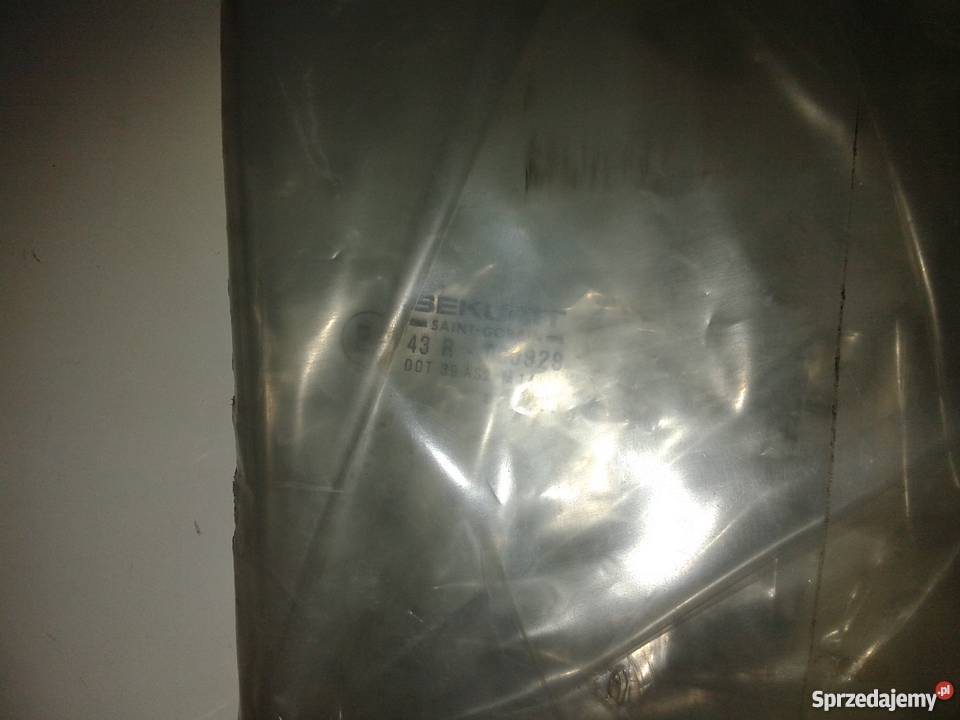 Szyba drzwi prawe Citroen LNA Peugeot 104 osobowe lubelskie Lublin