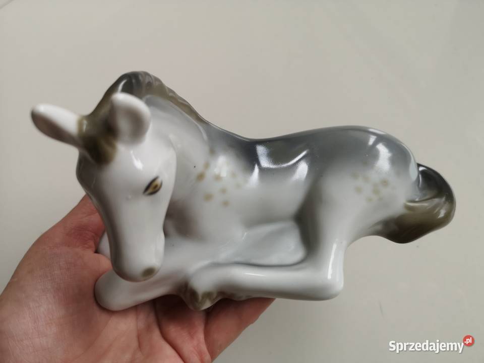 Figurka źrebak Połonne vintage Toruń