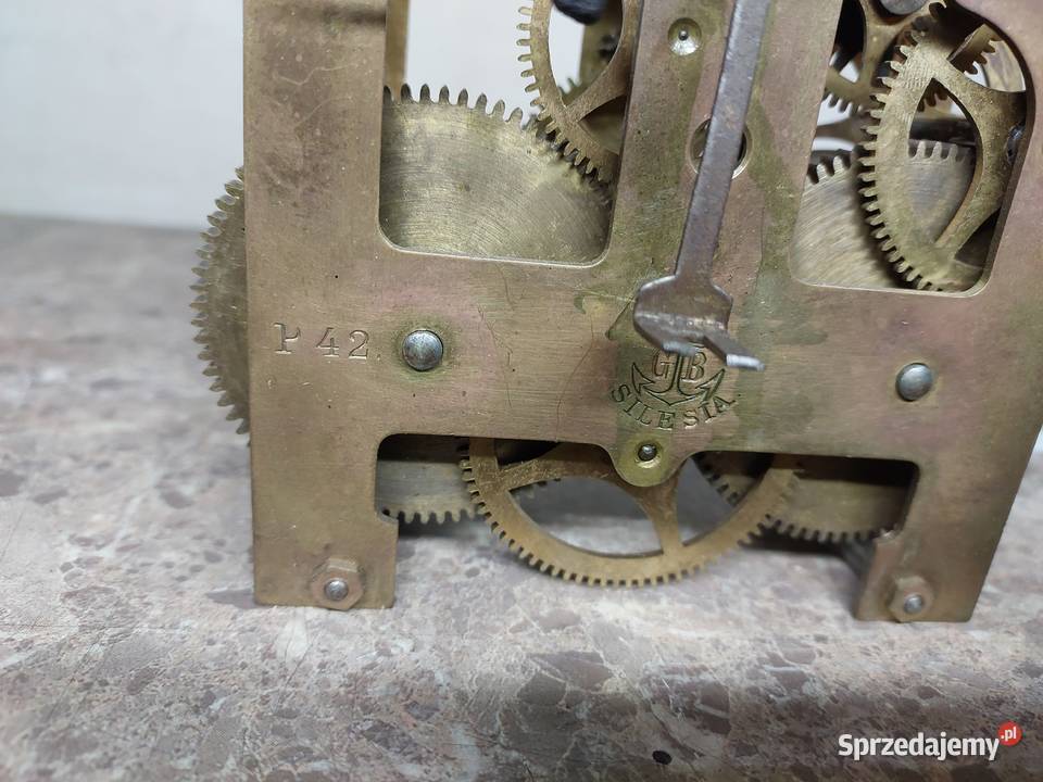 M152 Mechanizm starego zegara ściennego Gustav