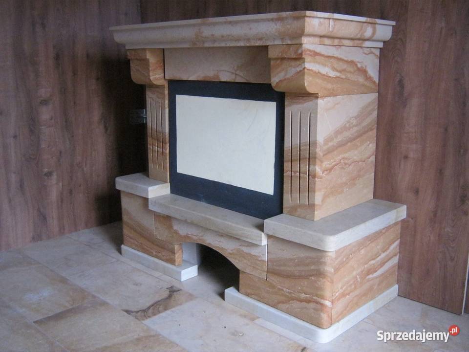 obudowa kominka z kamienia Wielgomłyny