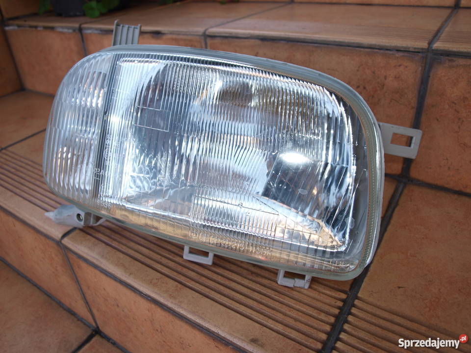 Nissan Micra lampa prawa przód nowa 1992 1998r wielkopolskie