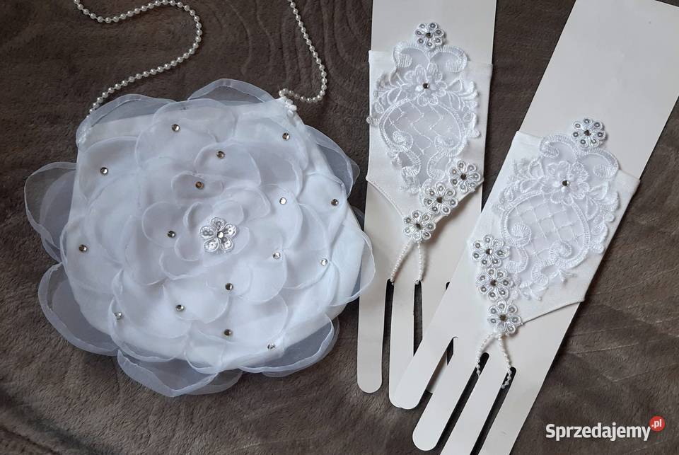 Torebka komunijna różyczka I rękawiczki mazowieckie Borów