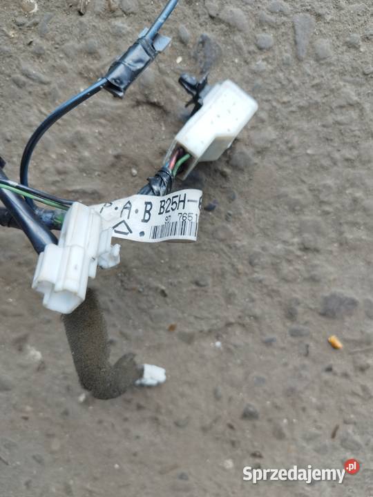 Instalacja klapy bagażnika MAZDA 323f bj Jasło sprzedam