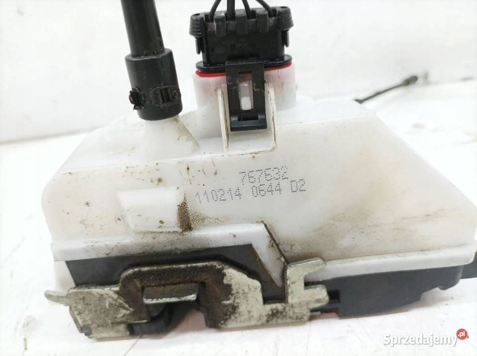 ZAMEK DRZWI PRAWY PRZÓD 767632 Renault Twingo II