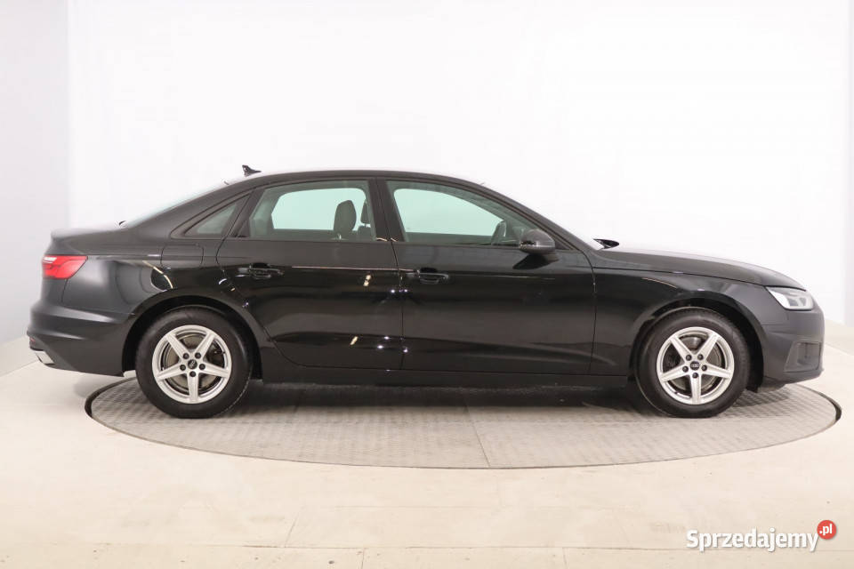 Audi A4 35 TFSI światła LED Samochody osobowe Zabrze