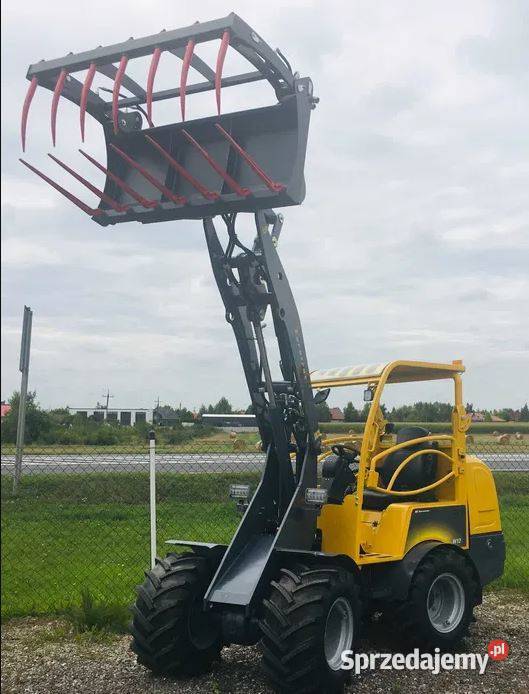 Nowa ładowarka EUROTRAC HOFLADER HOLLAND Silnik Ostrów Wielkopolski sprzedam