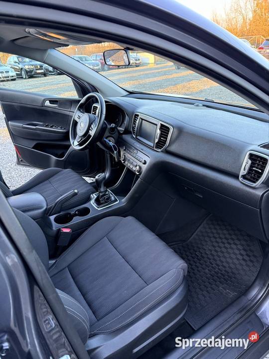 Kia Sportage 16 benzyna 2018r nieuszkodzony lubelskie Tomaszów Lubelski