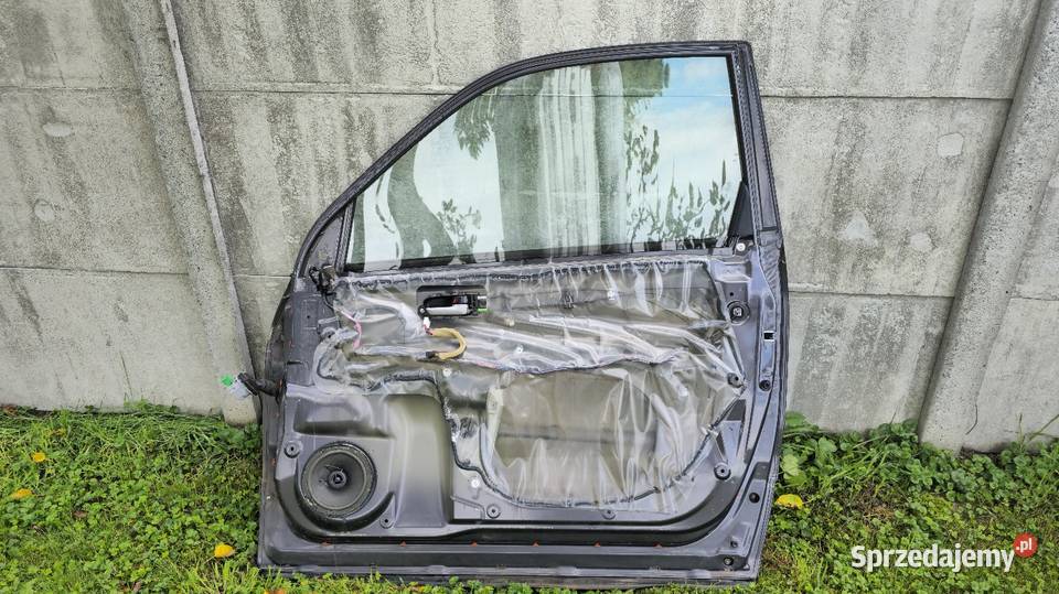 Drzwi prawy lak ZMA Suzuki Grand Vitara 2 Części samochodowe dolnośląskie Świdnica