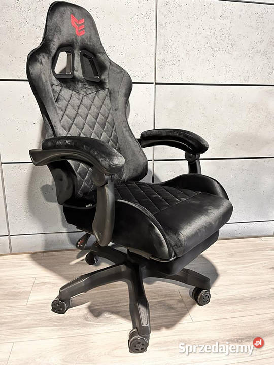 FOTEL OBROTOWY Z PODNÓŻKIEM PRO