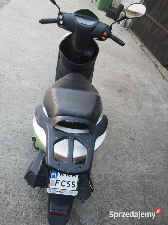 Skuter zipp parco 50 czterosow zarejestrowany Trzyciąż sprzedam