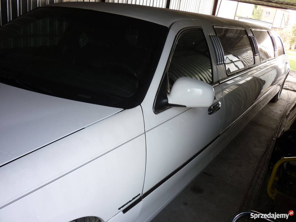 Limuzyna LINCOLN TOWN CAR aluminiowe felgi Mielec sprzedam