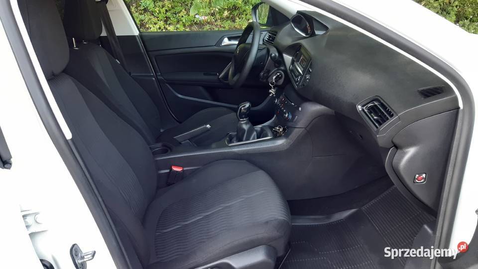 Peugeot 308 16 HDI Kombi 2014r 308 Starachowice