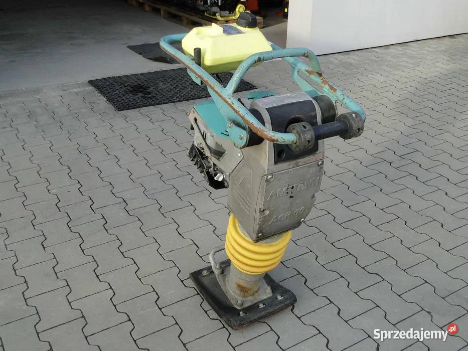 Skoczek stopa zagęszczarka gruntu BOMAG AMMANN