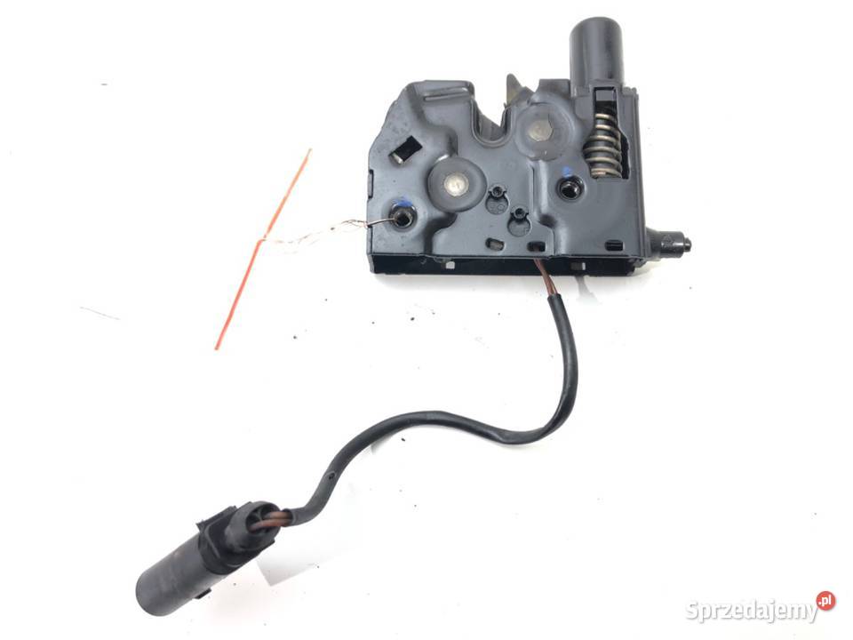 ZAMEK MASKI PRAWY AUDI A6 C7 SedanLimuzyna 1018