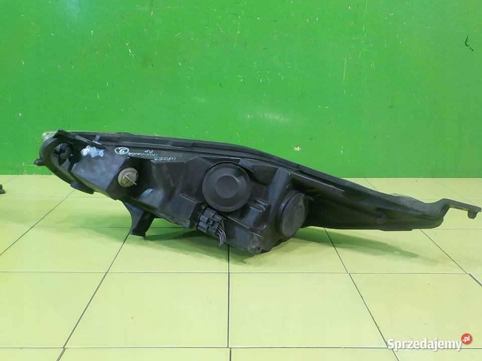 FIESTA MK7 LIFT 10 B 13r HB 3D lampa prawa przod osobowe