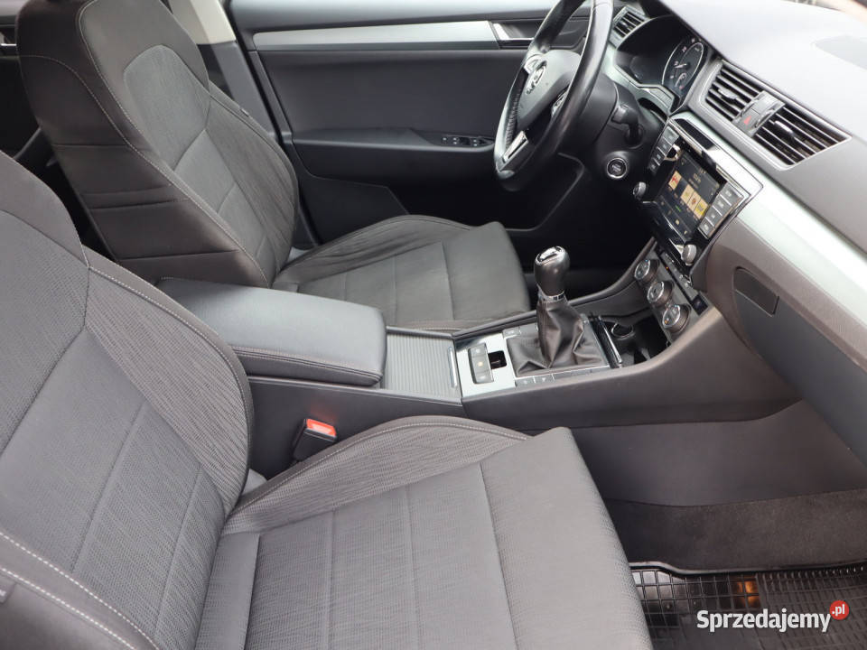 Skoda Superb 14 TSI czujnik deszczu Katowice