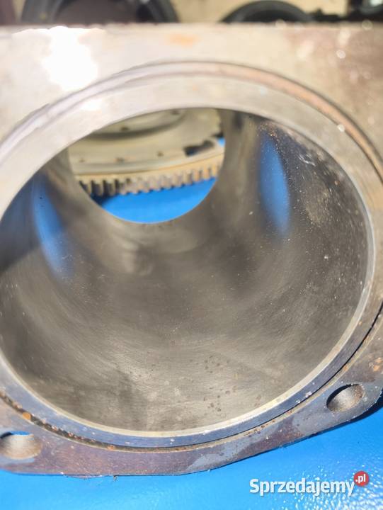 Cylindry nominał 77mm fiat 126p Maluch 650 tłoki osobowe Blok silnika