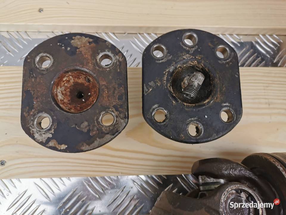Zwolnica Zwrotnica lewy przód Holland LM 5060 Wilkowo sprzedam