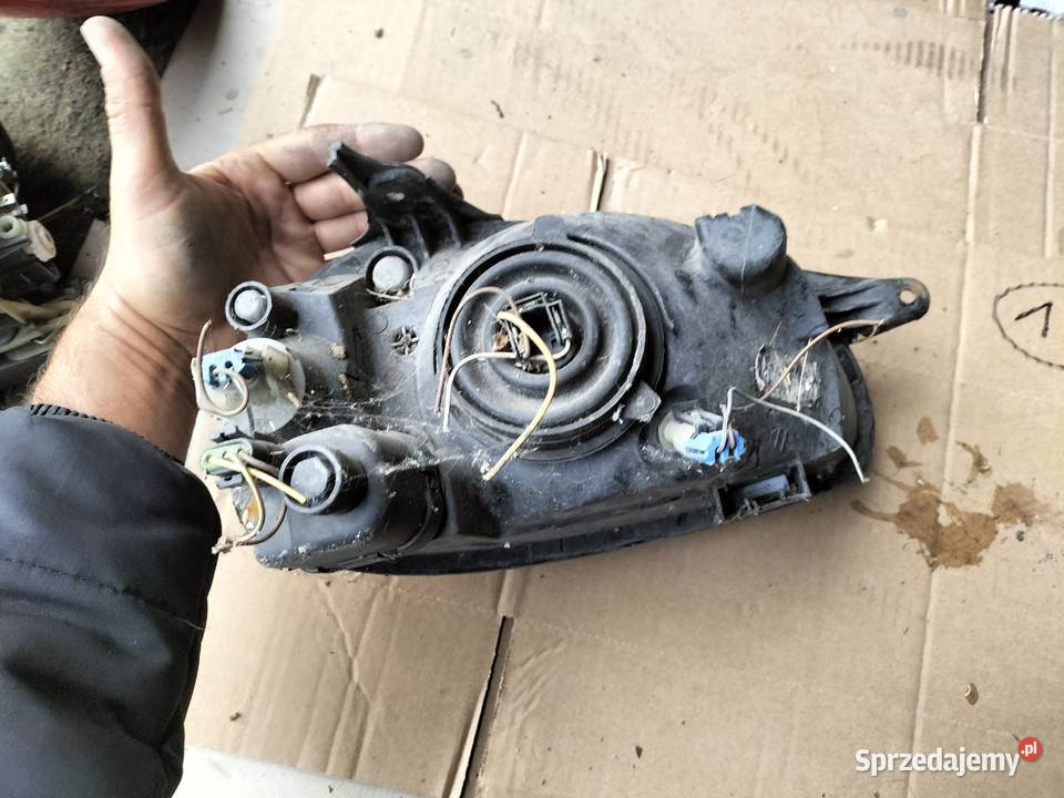 OPEL CORSA B LAMPA PRZÓD PRZEDNIA LEWA Oświetlenie Kamień-Kolonia