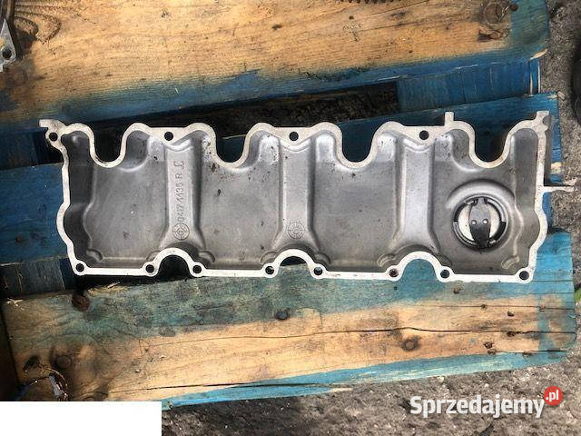 Deutz f4l1011 Pokrywa Zaworowa