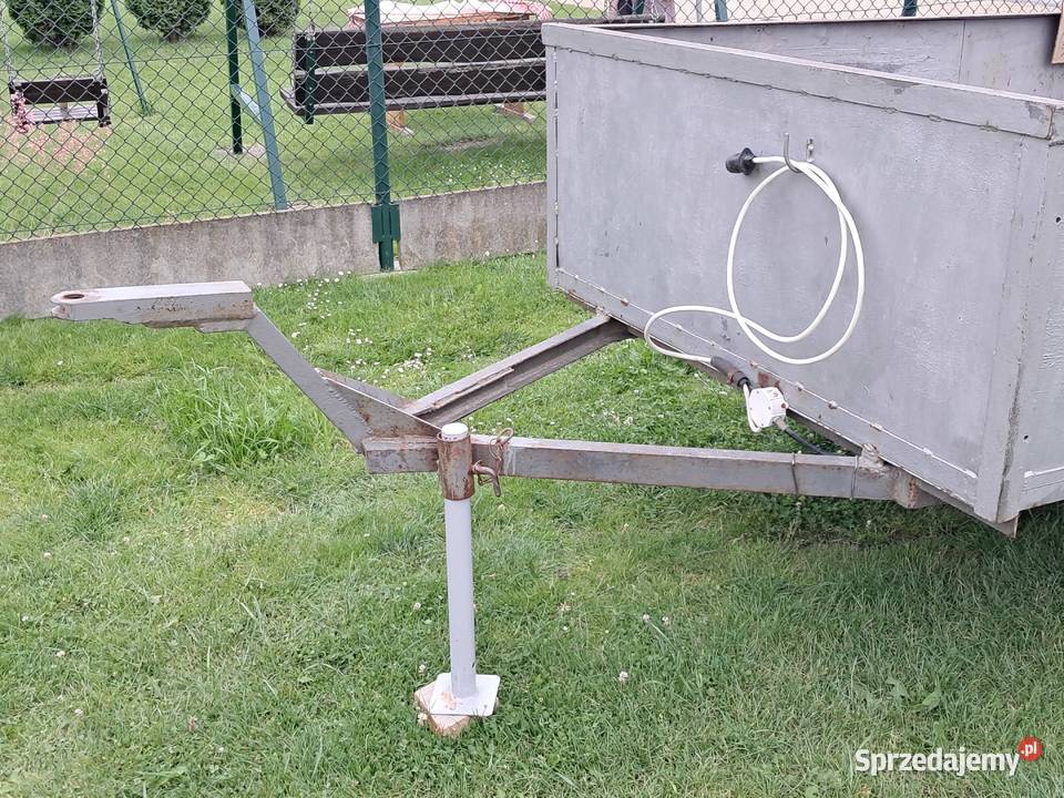 Przyczepa rolnicza jednoosiowa