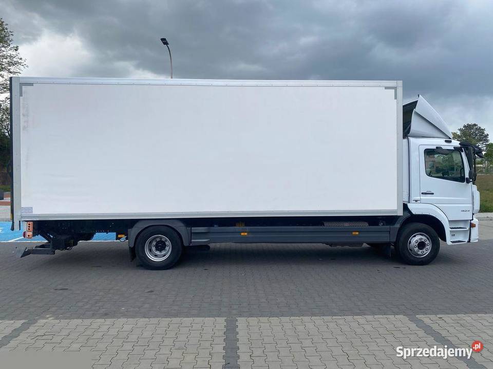MercedesBenz Atego 1524 240 Kontener 2016r 237000km śląskie Czeladź