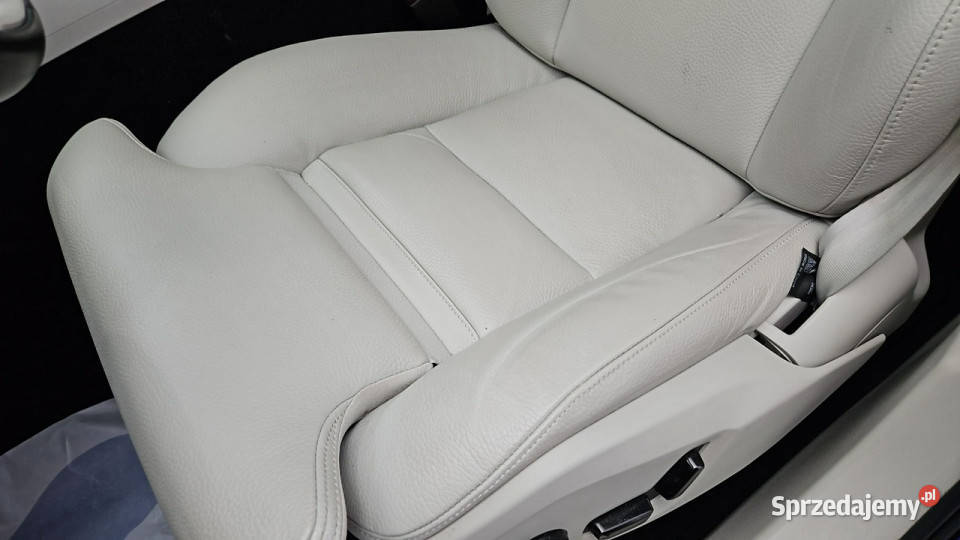 Volvo XC 60 B4 B Plus Dark aut Z Polskiego czujnik deszczu Warszawa