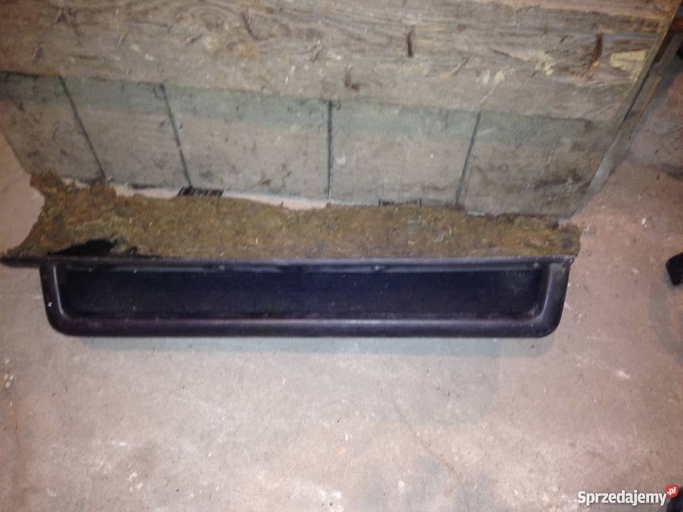 Deska rozdzielcza Audi c3 1987r Tychy Rok produkcji 1987 sprzedam