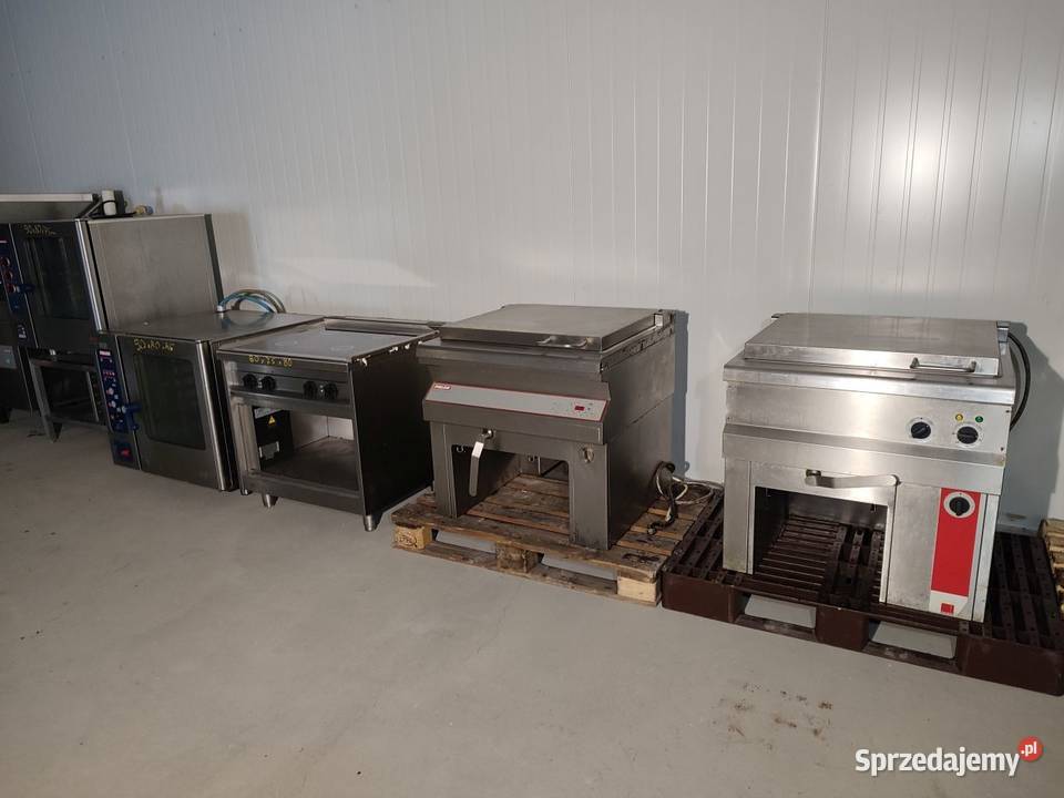 Kompletne wyposażenie kuchni restauracji Niedźwiedź