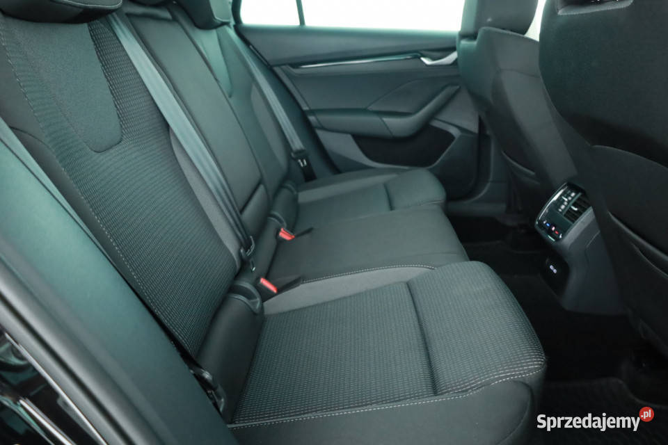 Skoda Octavia 15 eTSI mHEV Kombi Octavia Piaseczno sprzedam