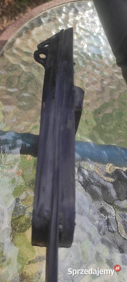 Honda Rebel 125 ślizg łańcucha na wahacz