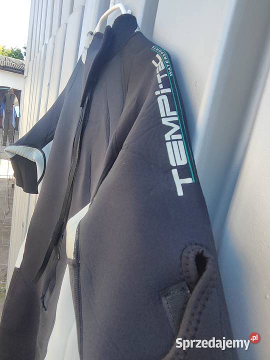 Pianka surfingowa TEMPITec krótka świetny stan Chojnice sprzedam