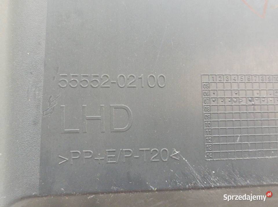 SCHOWEK PRAWY PASAŻERA DOLNY E15 Toyota Auris I Rok produkcji 2007