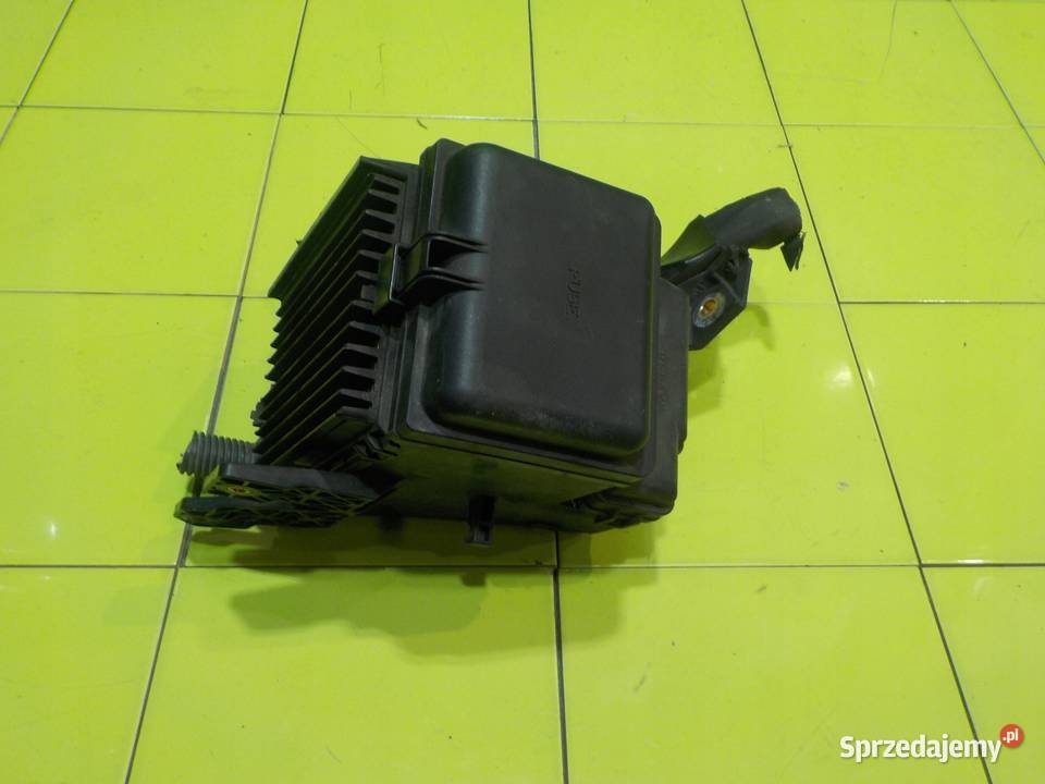 LEXUS RX300 II 30 B 04r skrzynka bezpiecznikow osobowe Suków