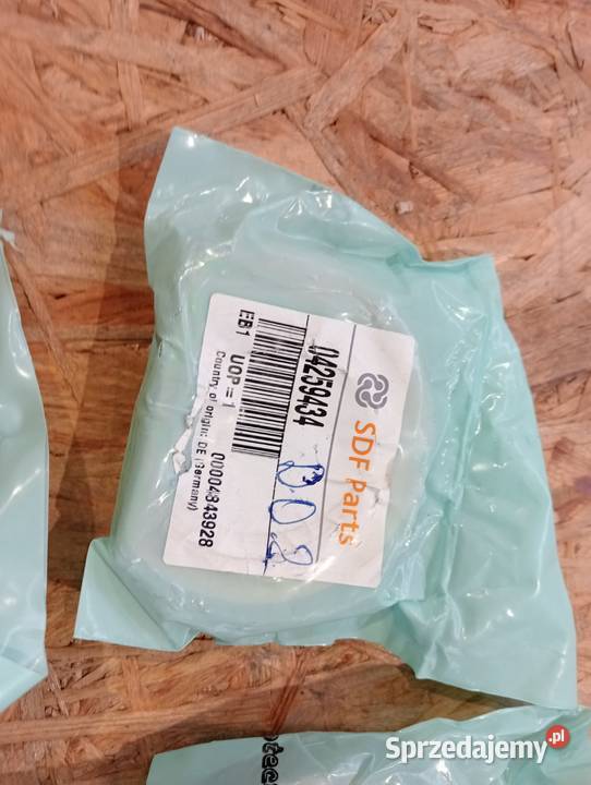 dystans poduszki silnika DeutzFahr JLG Koszanowo