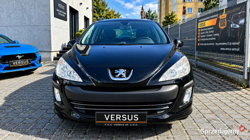 Peugeot 308 16 diesel 90 1 rej 2011 wnętrze 4/5 Gdynia