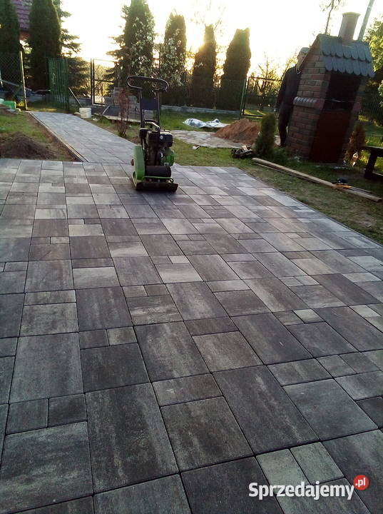 Układanie kostki brukowej do kontaktu Morawica sprzedam