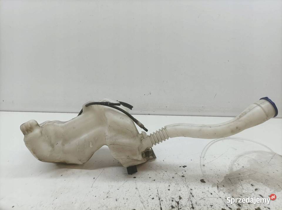 ZBIORNICZEK SPRYSKIWACZY 9685005580 Peugeot 3008