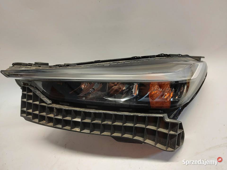 Honda HRV III eHEV 2022r LAMPA LEWY PRZÓD RHD